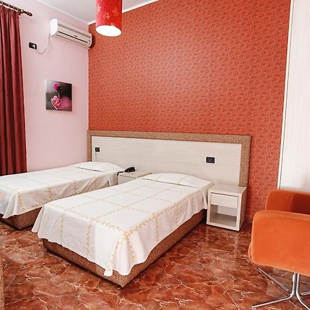 Hotel Serenity Tirana Exterior foto