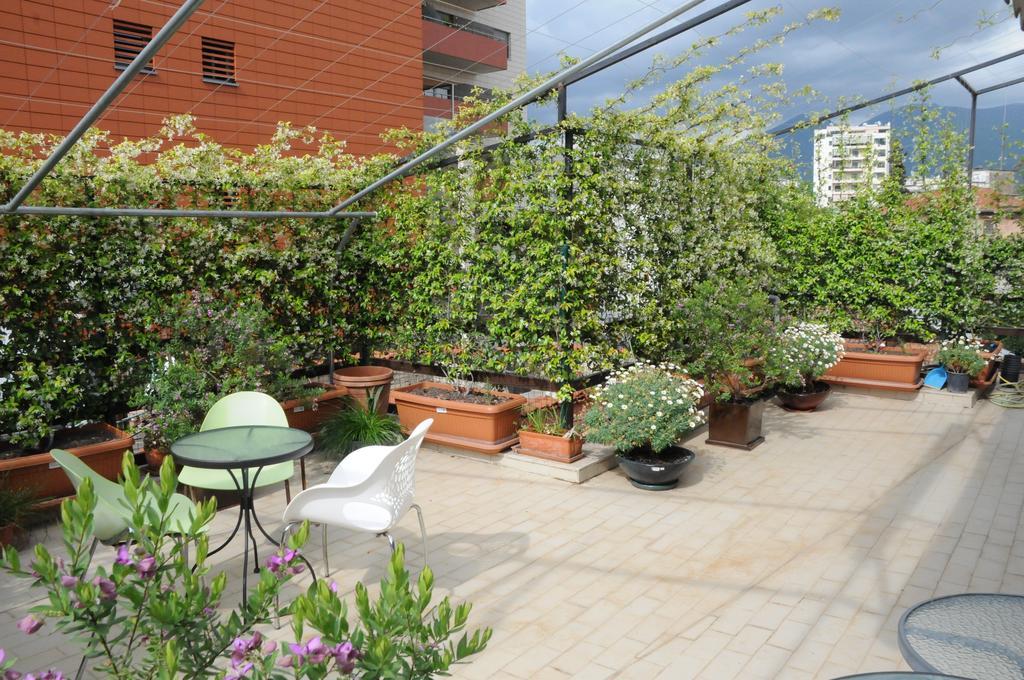 Hotel Serenity Tirana Exterior foto