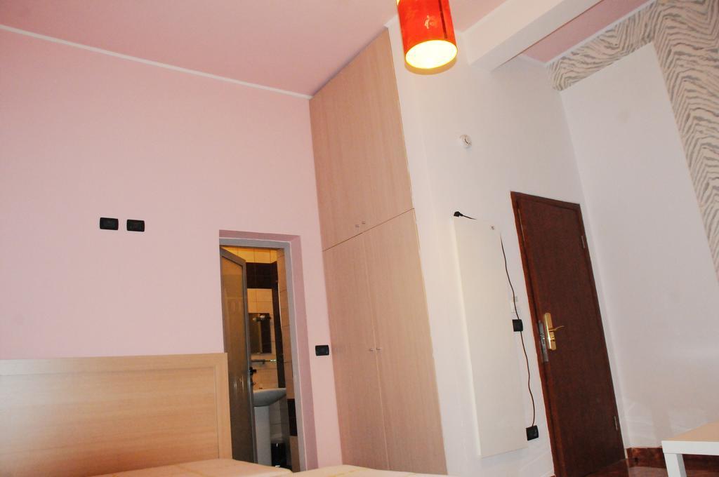 Hotel Serenity Tirana Exterior foto
